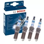 Detalhe técnico do JOGO DE VELAS BOSCH SP10 mostrando o eletrodo e acabamento de alta precisão