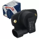 SENSOR BOSCH F00099S002 visto em destaque com embalagem original Bosch ao fundo.
