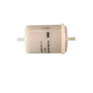 FILTRO COMBUSTÍVEL MANN WK48/1 detalhe do corpo do filtro com seta de fluxo e informações do produto.